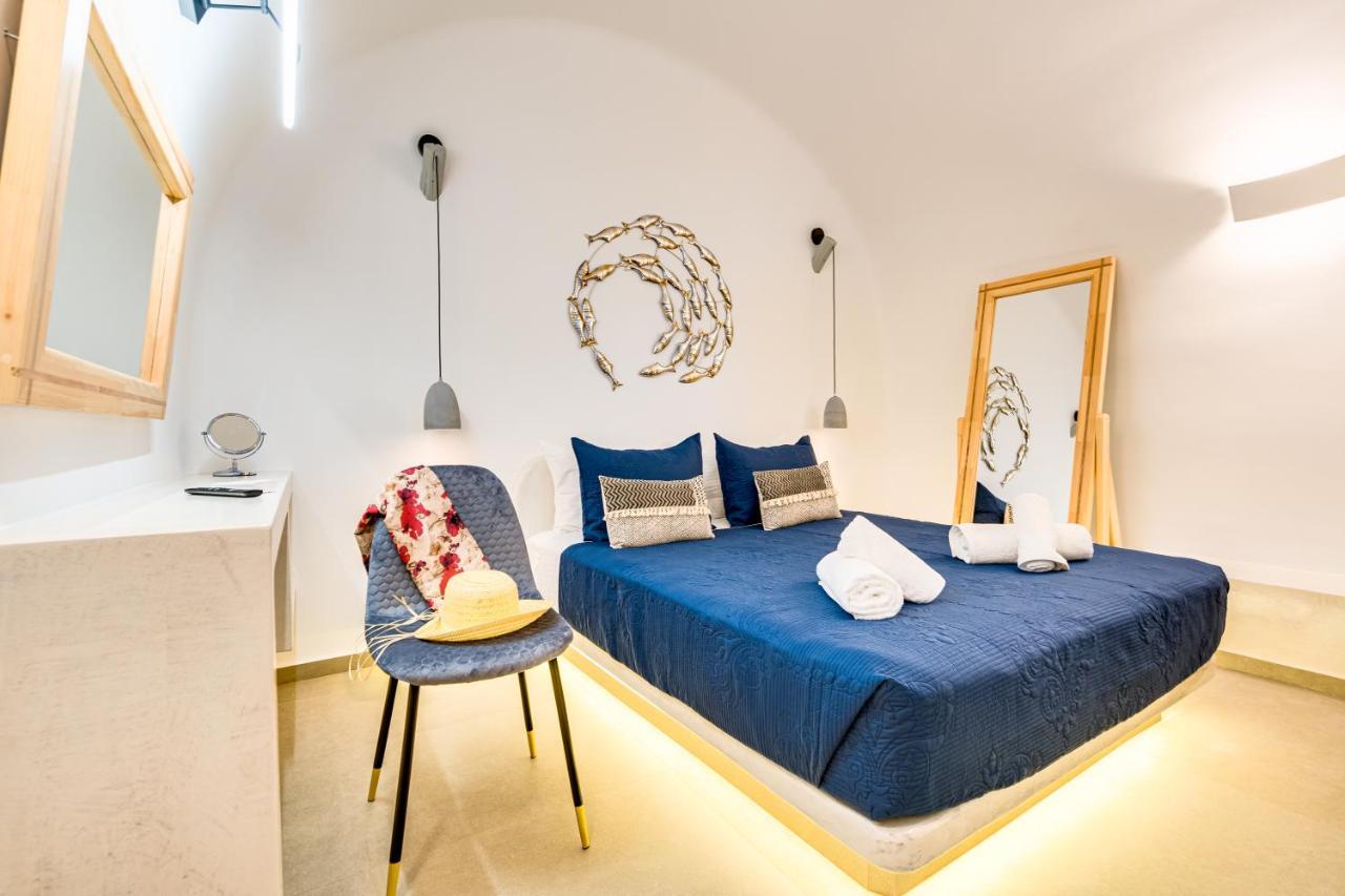 Tiara Suites Santorini Fira  Exterior foto